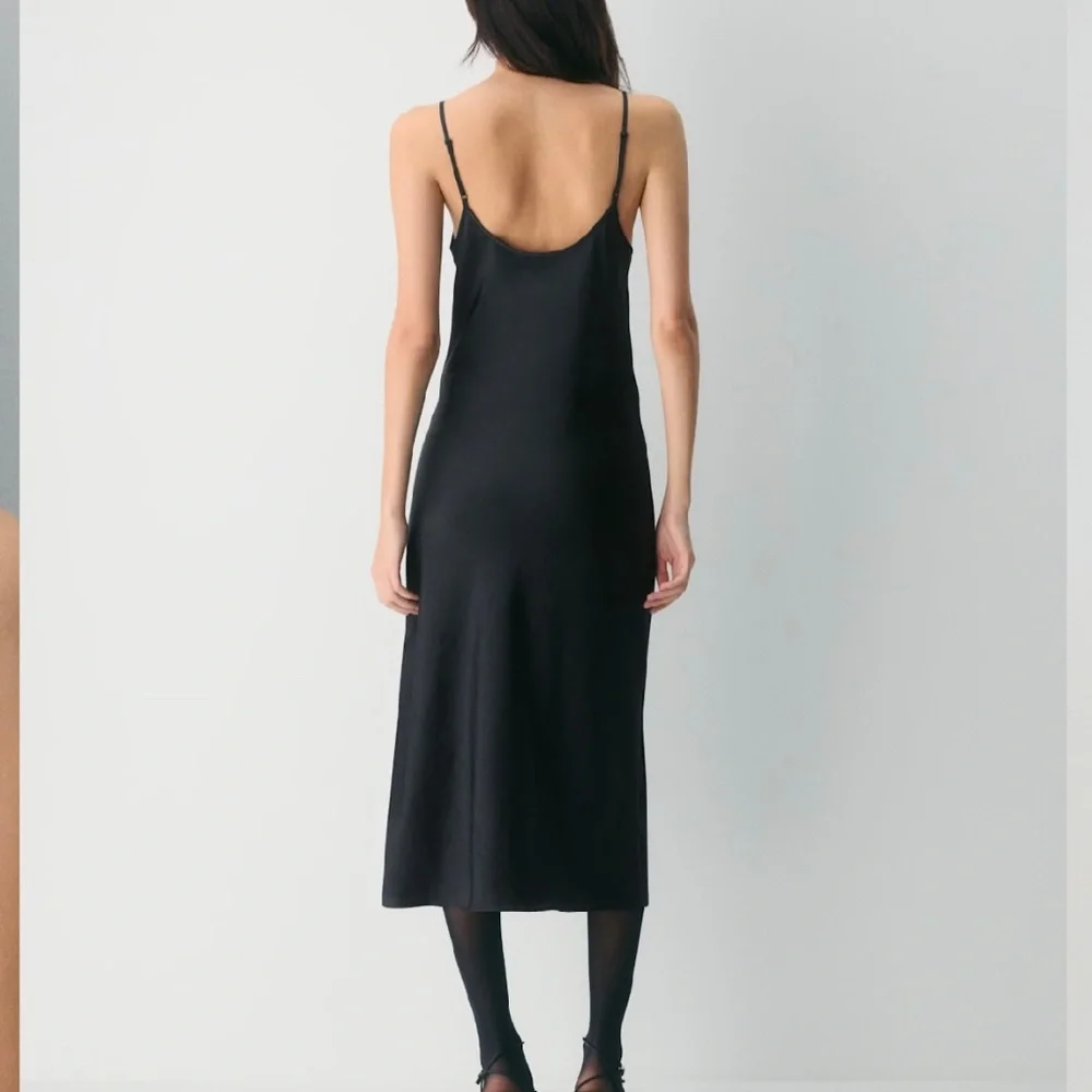 Aritzia Wilfred Satin Slip Dress Long - Picture 4 of 5
